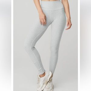 High-Waisted Alo Soft Lounge Leggings in Athletic Heather Grey